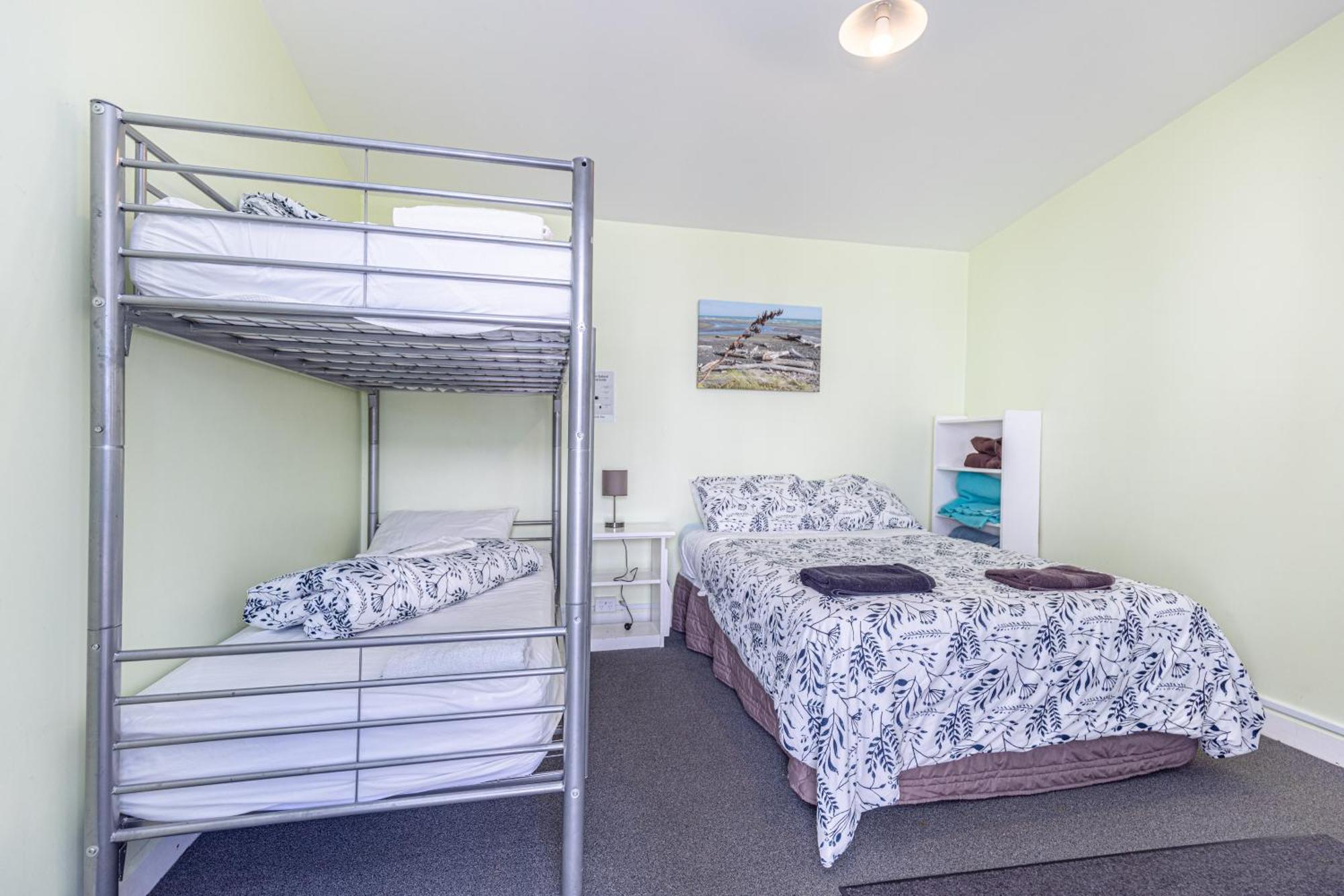 Braemar House B&B And Yha Hostel Whanganui Bagian luar foto