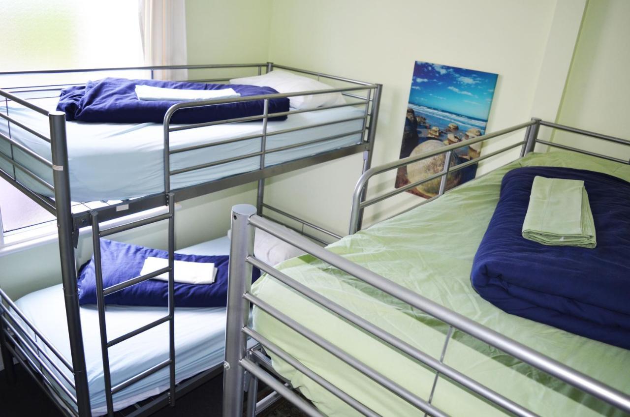 Braemar House B&B And Yha Hostel Whanganui Bagian luar foto