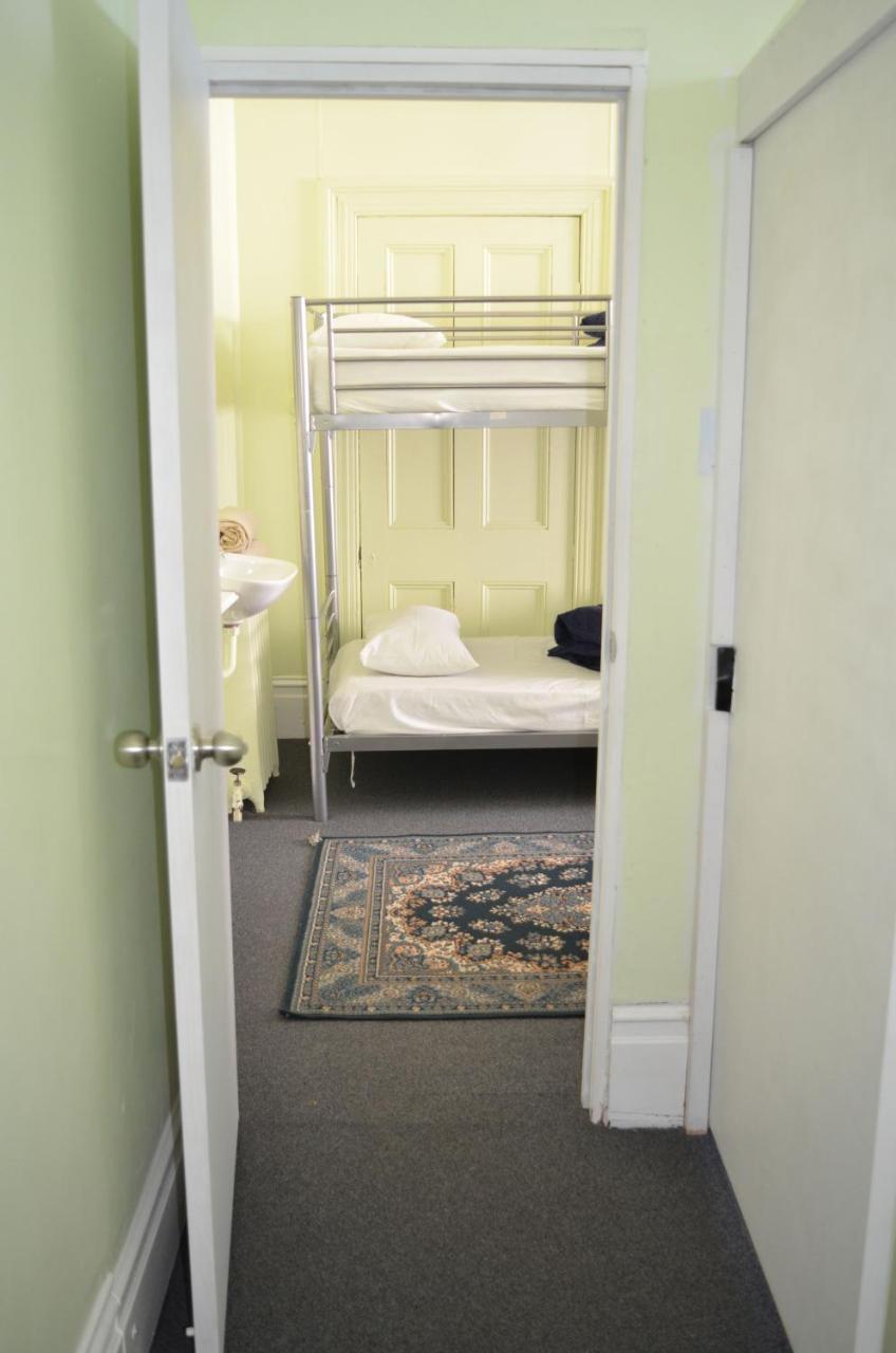 Braemar House B&B And Yha Hostel Whanganui Bagian luar foto